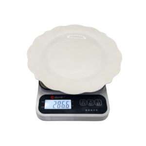 Lace 4-Piece Set: 8/10 inch flat plate, 8 inch soup plate, 5 inch bowl